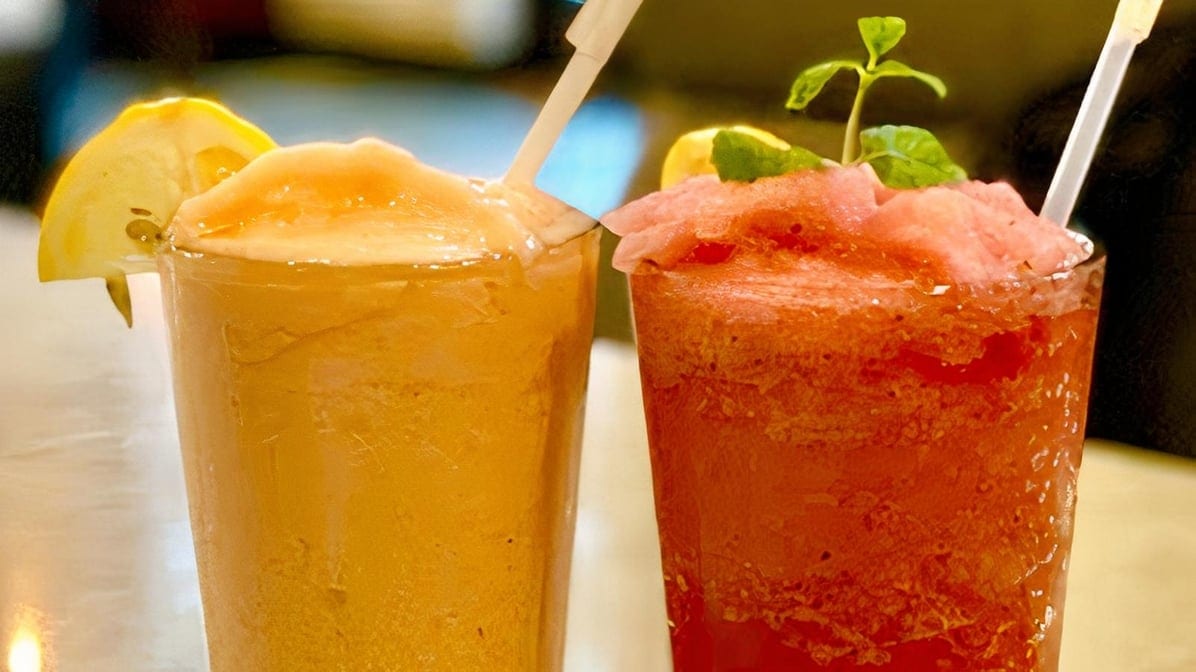 Fruit Lemonada.